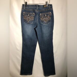 Women’s Earl Jeans. Size 8. ( 30”/31”).